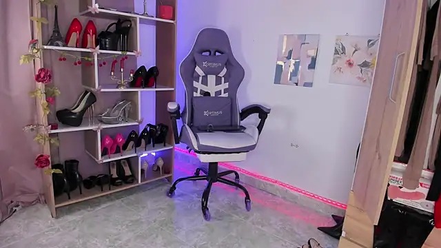 Snapshot of angelica_sparks chatting on March 2025 07:08:02 AM angelica sparks online show from March 2025 07:08:02 AM