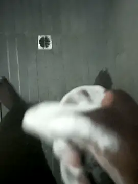 TheeMassageMobileSpa online show from November 2025 03:56:02 PM