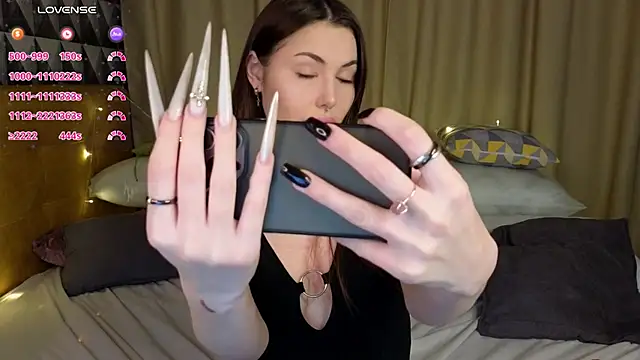 Snapshot of Mary_Walker chatting on November 2025 01:04:02 AM Mary Walker online show from November 2025 01:04:02 AM