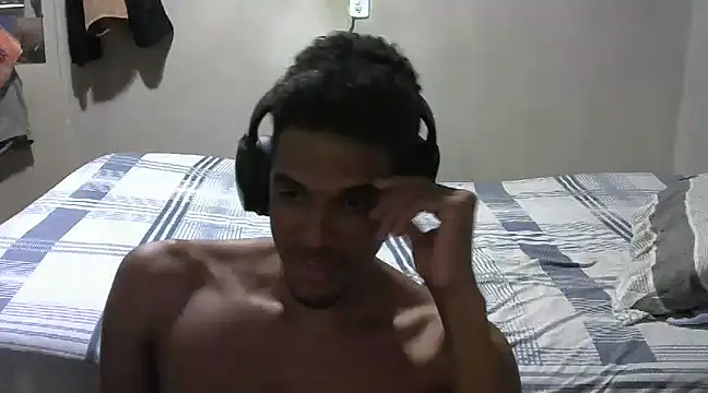 Snapshot of RenziTatte chatting on March 2025 03:00:01 AM RenziTatte online show from March 2025 03:00:01 AM