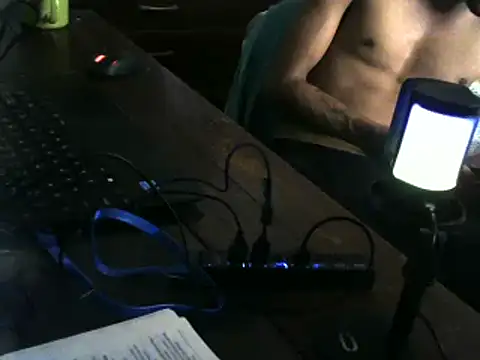 Snapshot of RenziTatte chatting on March 2025 06:00:02 PM RenziTatte online show from March 2025 06:00:02 PM