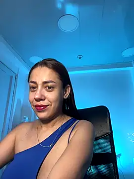 AnnbellaRosse online show from September 2025 04:00:02 PM