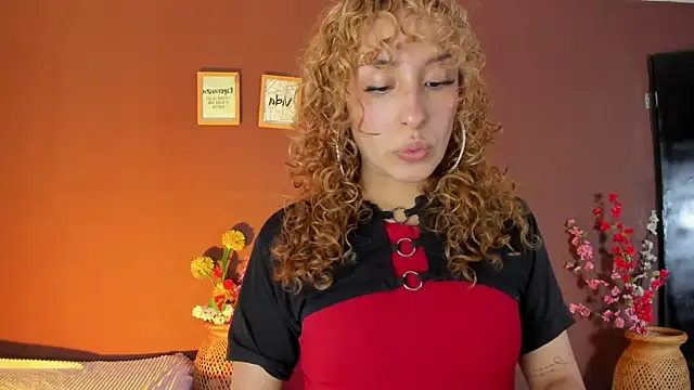 Snapshot of wini_fer chatting on November 2025 01:11:01 PM wini fer online show from November 2025 01:11:01 PM