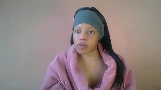 Snapshot of NAUGHTYSHALOTXX chatting on June 2026 09:26:01 AM NAUGHTYSHALOTXX online show from June 2026 09:26:01 AM