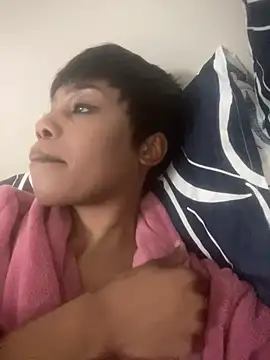 Snapshot of NAUGHTYSHALOTXX chatting on July 2026 11:37:01 PM NAUGHTYSHALOTXX online show from July 2026 11:37:01 PM