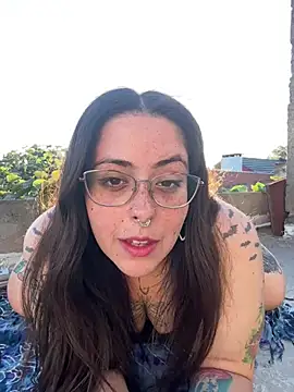 Snapshot of Mizztikaa chatting on January 2025 10:19:01 PM Mizztikaa online show from January 2025 10:19:01 PM