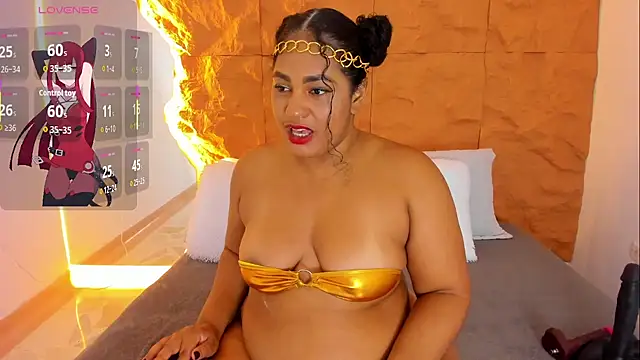 Annie-Wolf online show from December 2025 09:01:01 PM