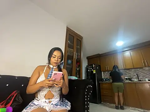 Snapshot of Candy_sexyy chatting on February 2025 06:15:02 PM Candy sexyy online show from February 2025 06:15:02 PM