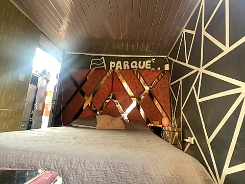 Snapshot of Candy_sexyy chatting on September 2025 06:22:01 PM Candy sexyy online show from September 2025 06:22:01 PM