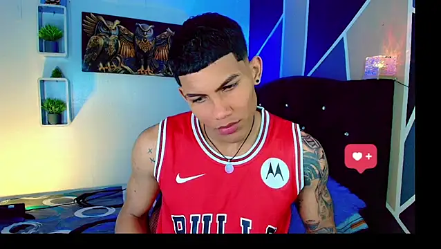 Damian latinxxx online show from March 2025 02:48:01 AM