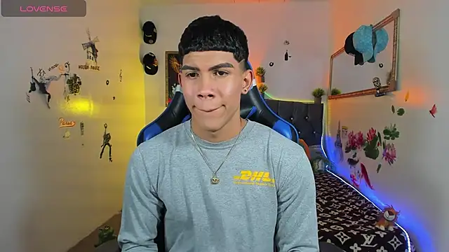 Damian latinxxx online show from October 2025 05:35:02 AM