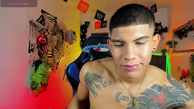 Damian latinxxx online show from October 2025 02:53:01 AM