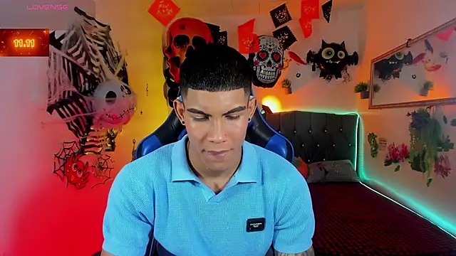 Damian latinxxx online show from October 2025 03:06:02 AM