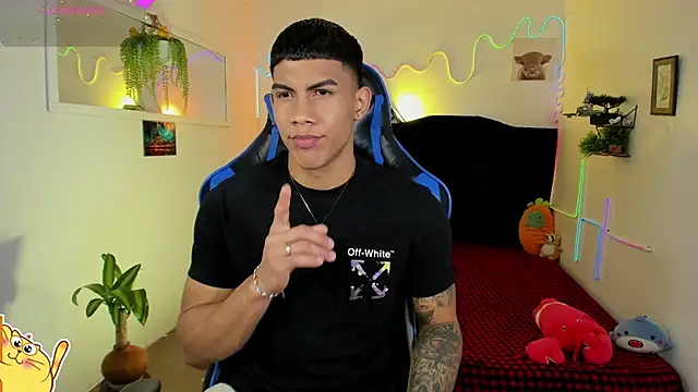 Damian latinxxx online show from February 2026 03:02:01 AM