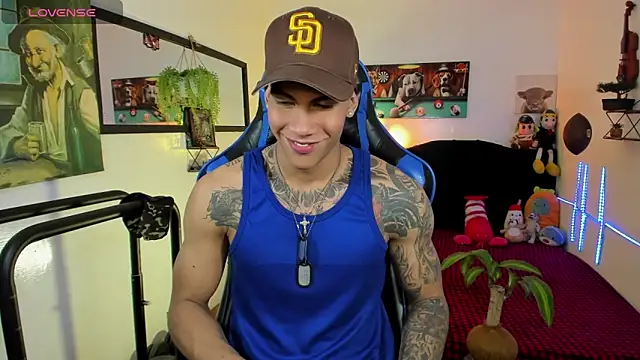 Damian latinxxx online show from April 2026 12:10:01 AM