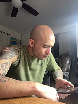 Snapshot of JohnnyDeep187 chatting on December 2025 06:09:01 AM JohnnyDeep187 online show from December 2025 06:09:01 AM