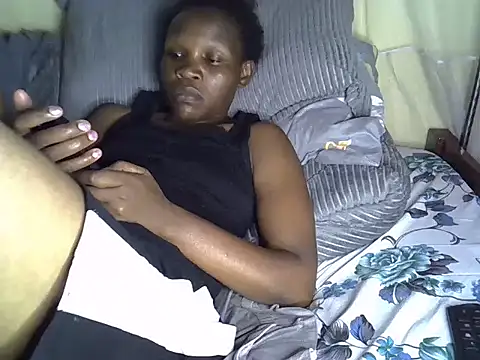 Snapshot of Sweet_serah chatting on April 2026 03:32:02 PM Sweet serah online show from April 2026 03:32:02 PM