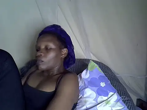 Snapshot of Sweet_serah chatting on April 2026 08:30:01 AM Sweet serah online show from April 2026 08:30:01 AM