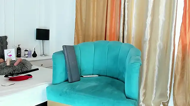 Snapshot of Santy_carrington chatting on January 2025 07:18:01 PM Santy carrington online show from January 2025 07:18:01 PM