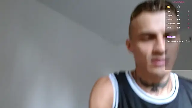 Snapshot of bray_hotboy777 chatting on November 2025 02:07:01 PM bray hotboy777 online show from November 2025 02:07:01 PM