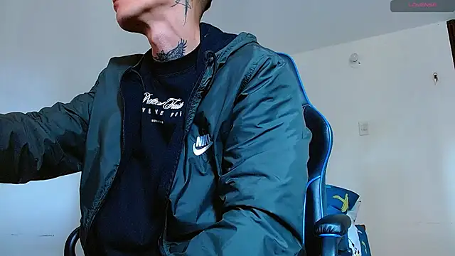 Snapshot of bray_hotboy777 chatting on January 2026 02:10:01 PM bray hotboy777 online show from January 2026 02:10:01 PM