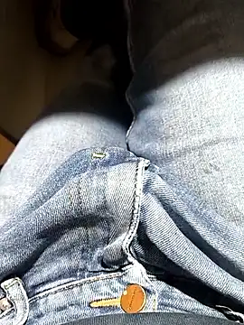 franko1987 online show from April 2026 04:43:01 AM