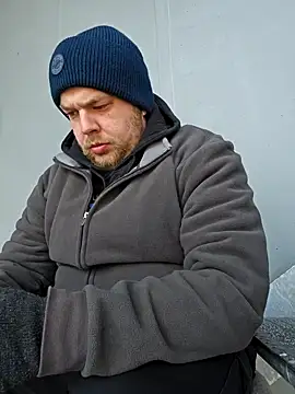 PupW0lfy online show from January 2025 11:31:02 AM