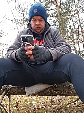 PupW0lfy online show from February 2025 11:42:01 AM