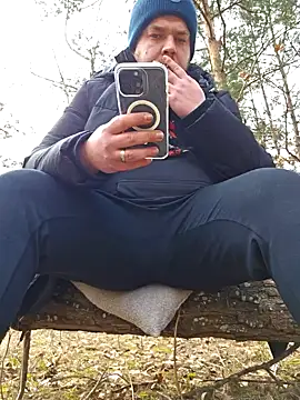 PupW0lfy online show from February 2025 11:27:02 AM