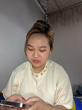 Odette68 online show from June 2026 12:27:02 AM