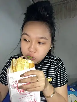 Odette68 online show from July 2026 12:26:02 AM