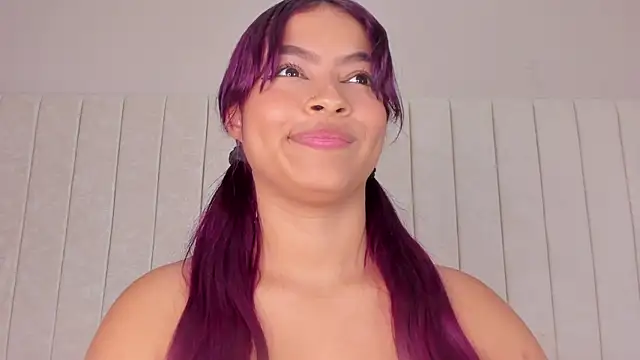 Littleolivia  online show from February 2025 12:59:01 PM