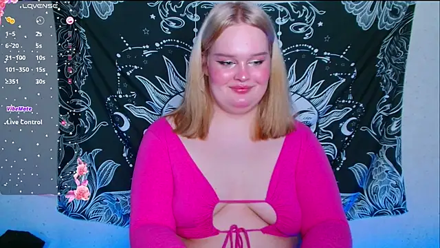 rozzhaos8 online show from March 2026 06:04:01 PM