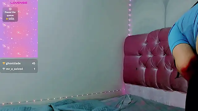 Snapshot of abbygarcia_oli chatting on December 2024 10:18:02 PM abbygarcia oli online show from December 2024 10:18:02 PM