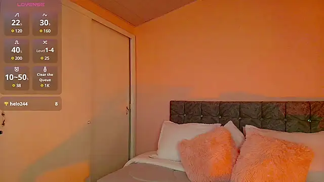 Snapshot of lovely__martina chatting on March 2025 03:51:01 AM lovely martina online show from March 2025 03:51:01 AM