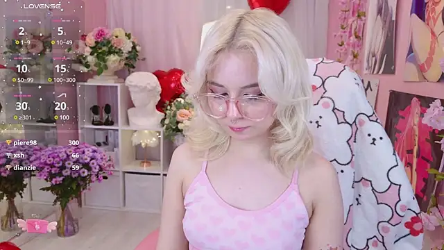 Coconut Mia online show from February 2025 12:06:02 AM