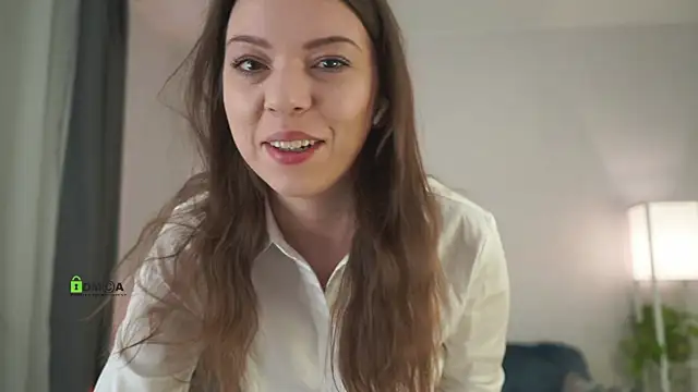 Snapshot of Victoria1Love chatting on February 2025 04:08:01 PM Victoria1Love online show from February 2025 04:08:01 PM