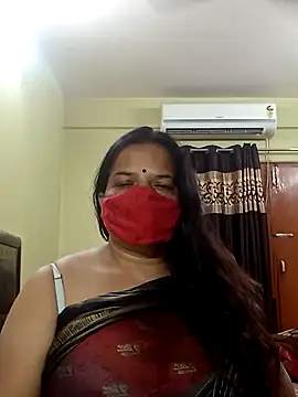 Snapshot of IndianAngle chatting on February 2025 08:58:02 PM IndianAngle online show from February 2025 08:58:02 PM