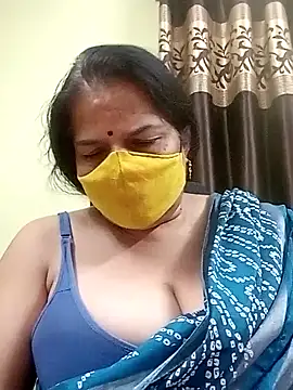 Snapshot of IndianAngle chatting on October 2025 09:02:01 PM IndianAngle online show from October 2025 09:02:01 PM