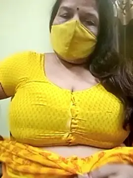 Snapshot of IndianAngle chatting on November 2025 08:29:01 PM IndianAngle online show from November 2025 08:29:01 PM