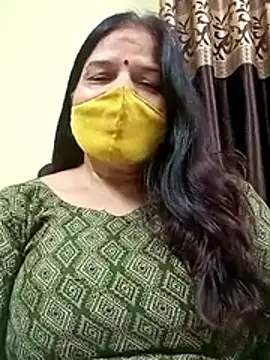 Snapshot of IndianAngle chatting on November 2025 03:16:01 PM IndianAngle online show from November 2025 03:16:01 PM