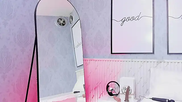 Snapshot of Daphne81_ chatting on September 2025 02:11:02 AM Daphne81  online show from September 2025 02:11:02 AM