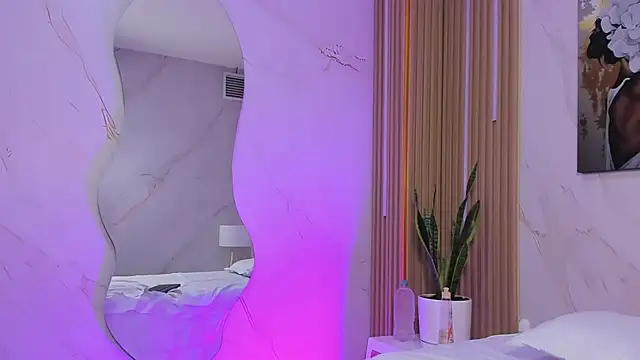 Snapshot of Daphne81_ chatting on September 2025 02:27:01 AM Daphne81  online show from September 2025 02:27:01 AM