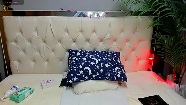 Aidan twink online show from October 2025 10:43:02 PM