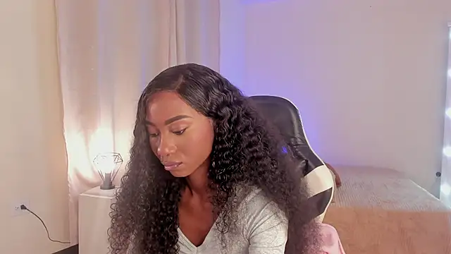 SavannahWildee online show from January 2025 12:23:01 PM