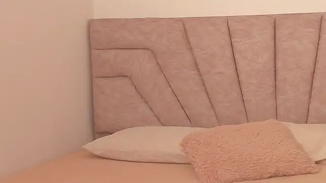 SavannahWildee online show from February 2026 11:53:01 AM