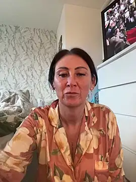 Naughtynanny75 online show from January 2025 03:27:01 PM