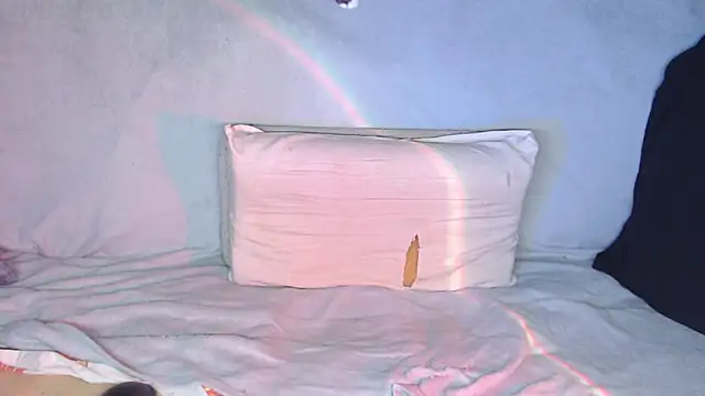 Snapshot of qustci-couple chatting on October 2025 04:31:02 AM qustci-couple online show from October 2025 04:31:02 AM