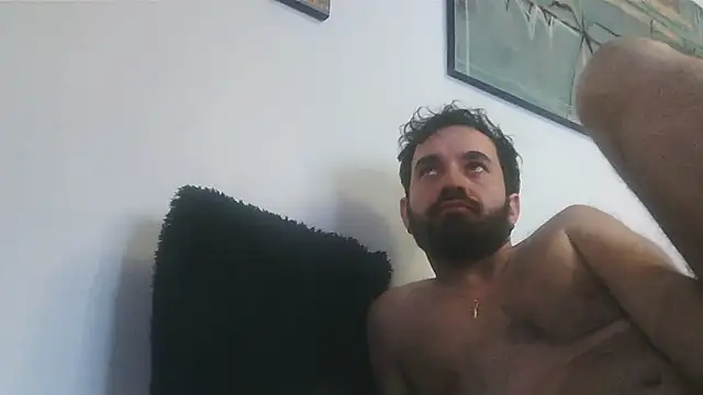 Snapshot of FJcouple chatting on January 2025 09:00:01 AM FJcouple online show from January 2025 09:00:01 AM