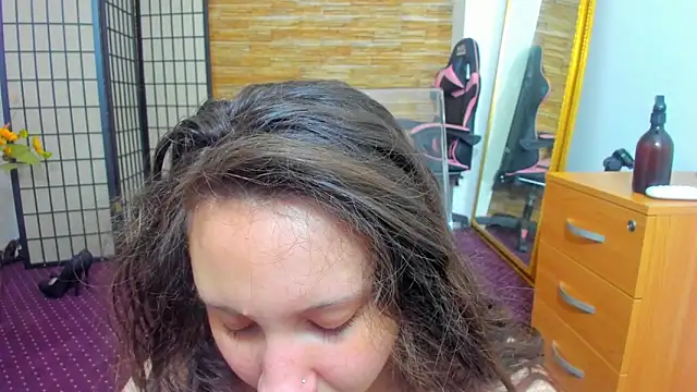 AishaRouhi online show from February 2026 05:18:02 AM